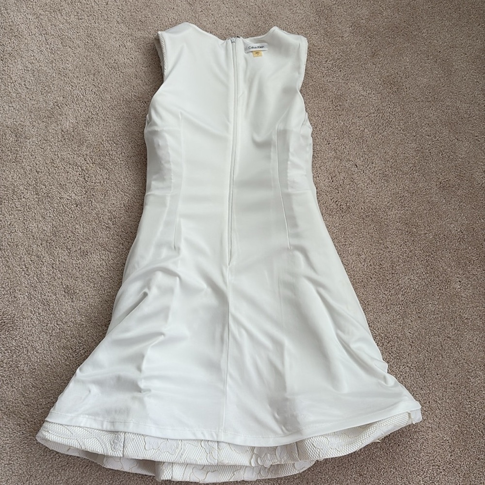 White Floral Appliqué Dress - Picture 4 of 4